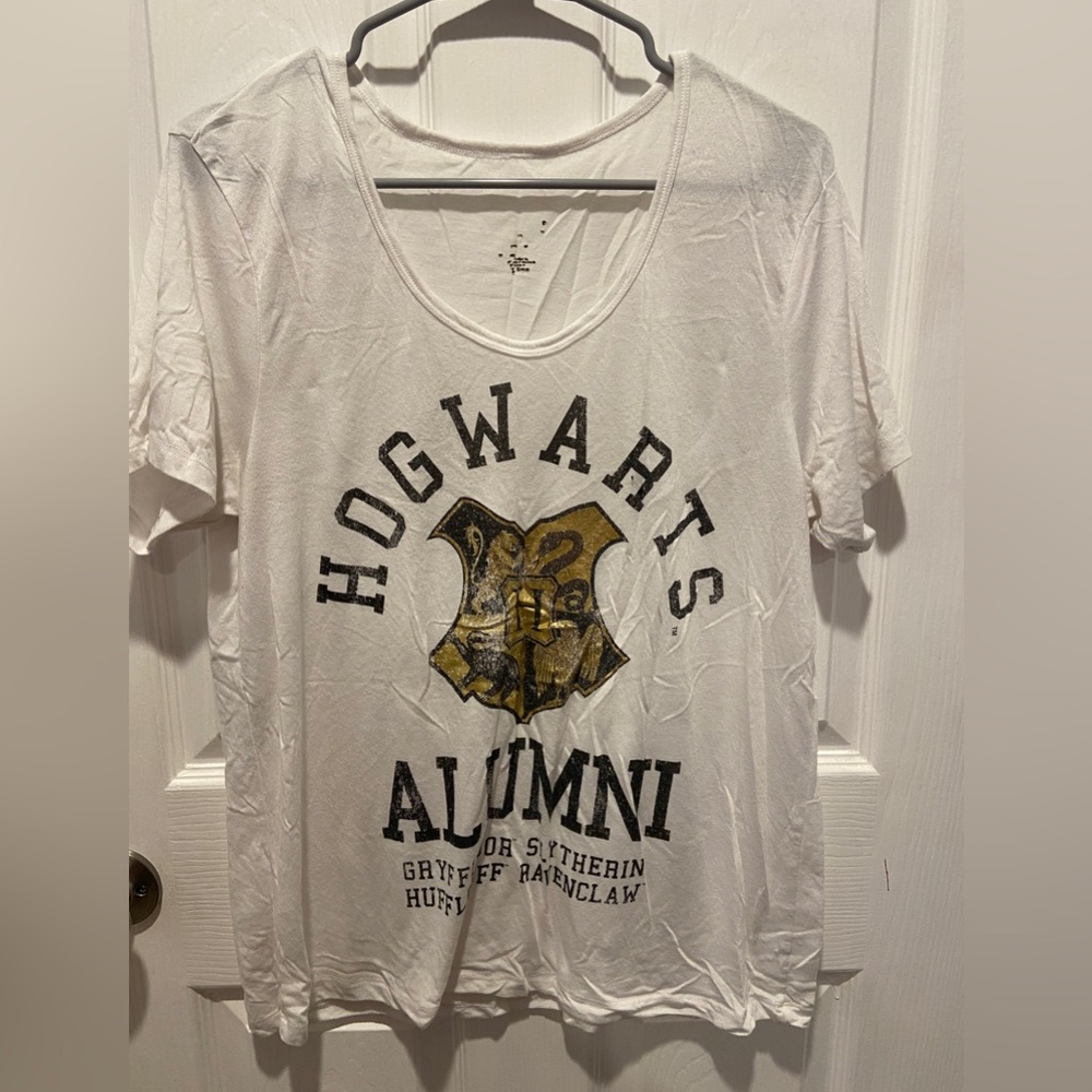 White distressed hogwarts shirt